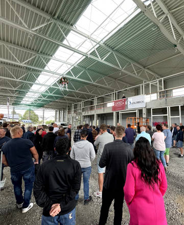 Arndt Fenstertechnik und Goldbeck feiern Richtfest in Gattendorf